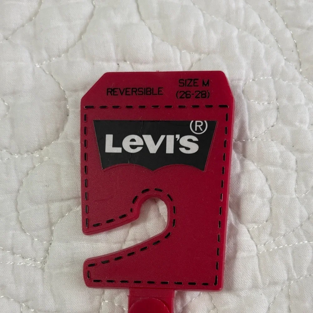 NWT Levi's Boys Brown &  Black Reversible Faux Leather Casual Belt Medium 26-28